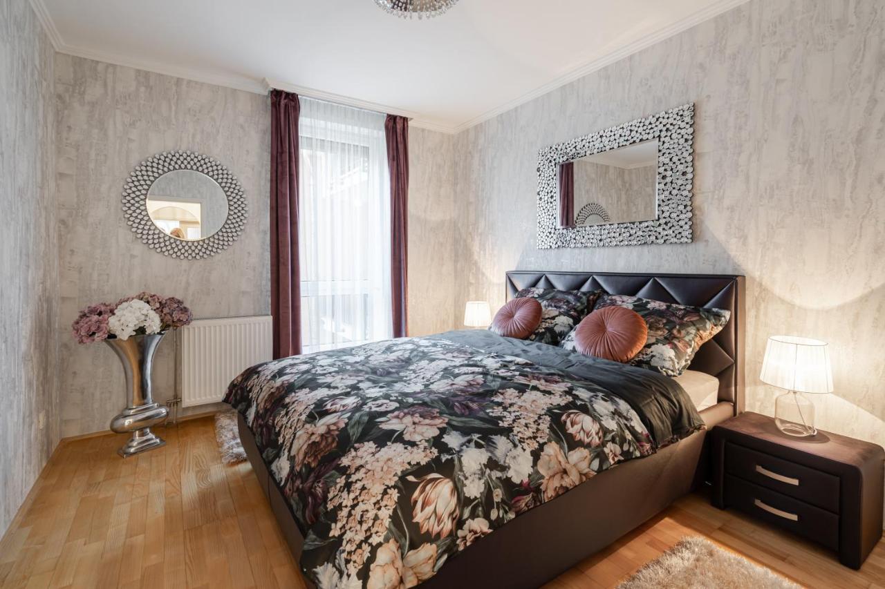 בודפשט Beautiful Three Bedrooms Apartment With Free Parking Close To The Danube Coast מראה חיצוני תמונה