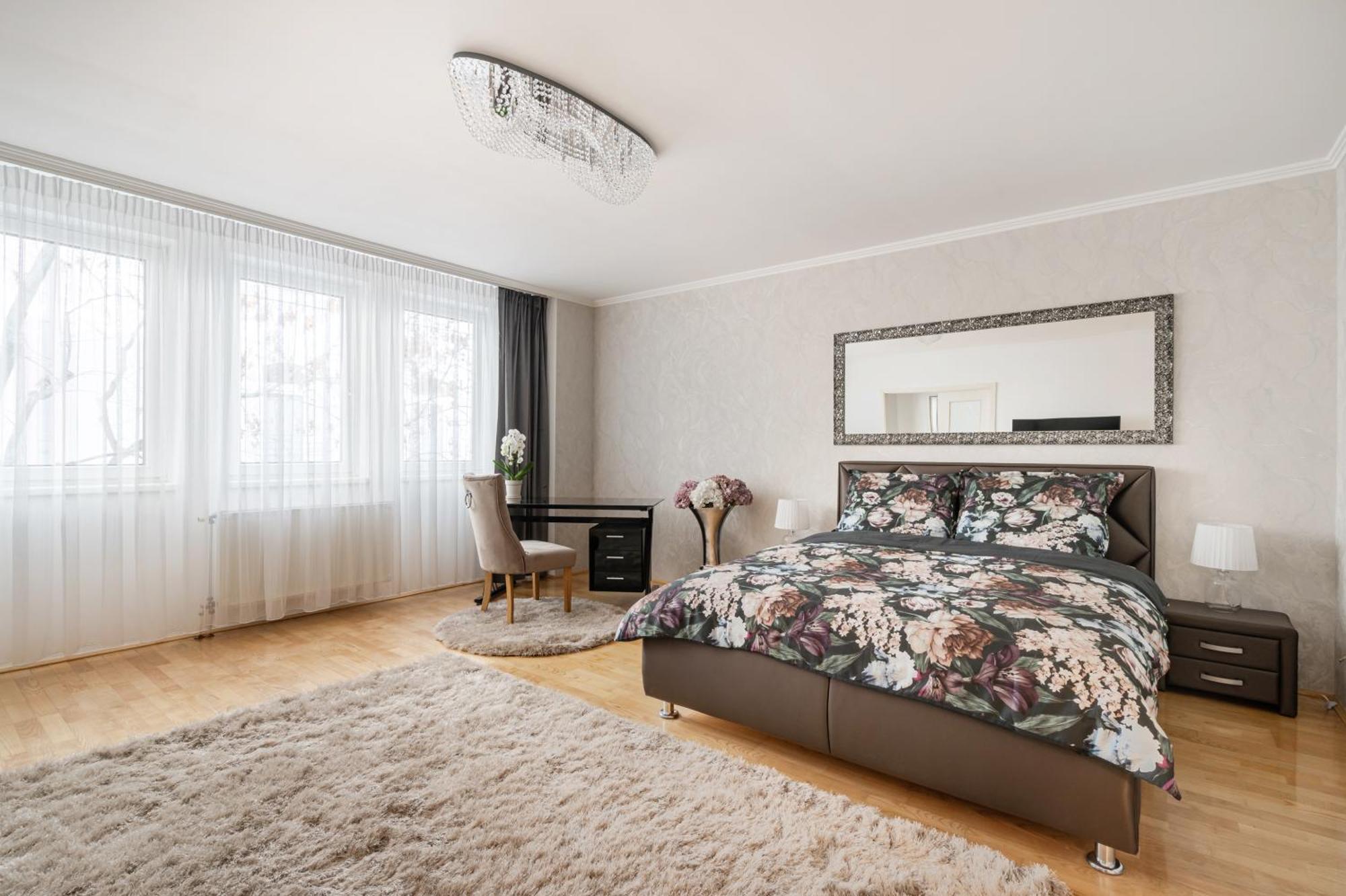בודפשט Beautiful Three Bedrooms Apartment With Free Parking Close To The Danube Coast מראה חיצוני תמונה